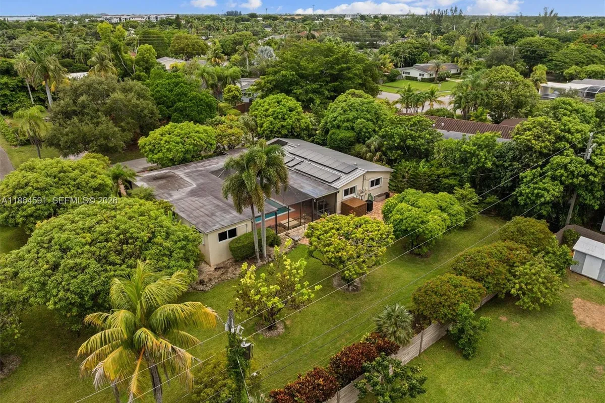 17625 SW 91st Ave., Palmetto Bay FL 33157