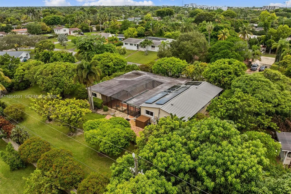 17625 SW 91st Ave., Palmetto Bay FL 33157