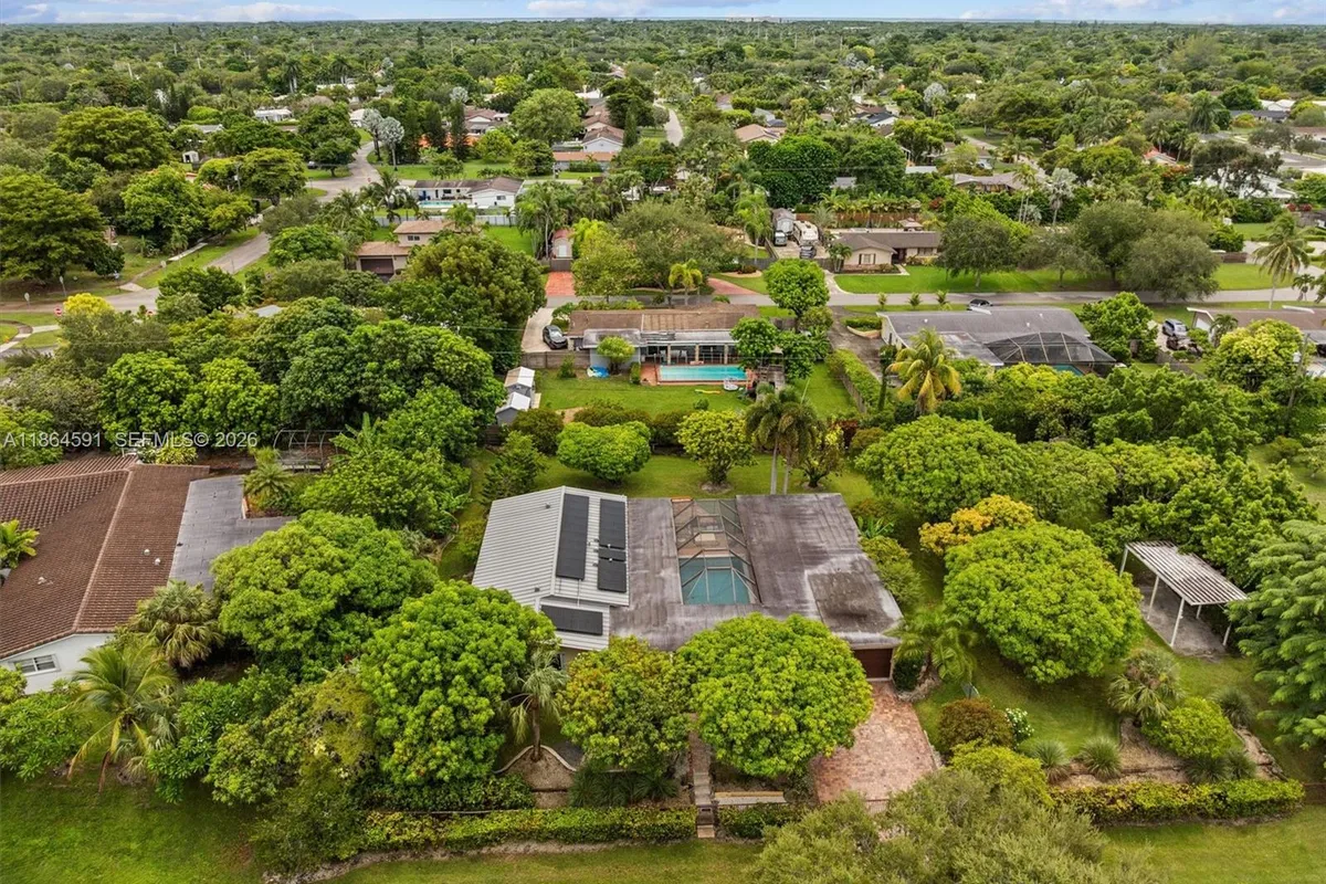 17625 SW 91st Ave., Palmetto Bay FL 33157