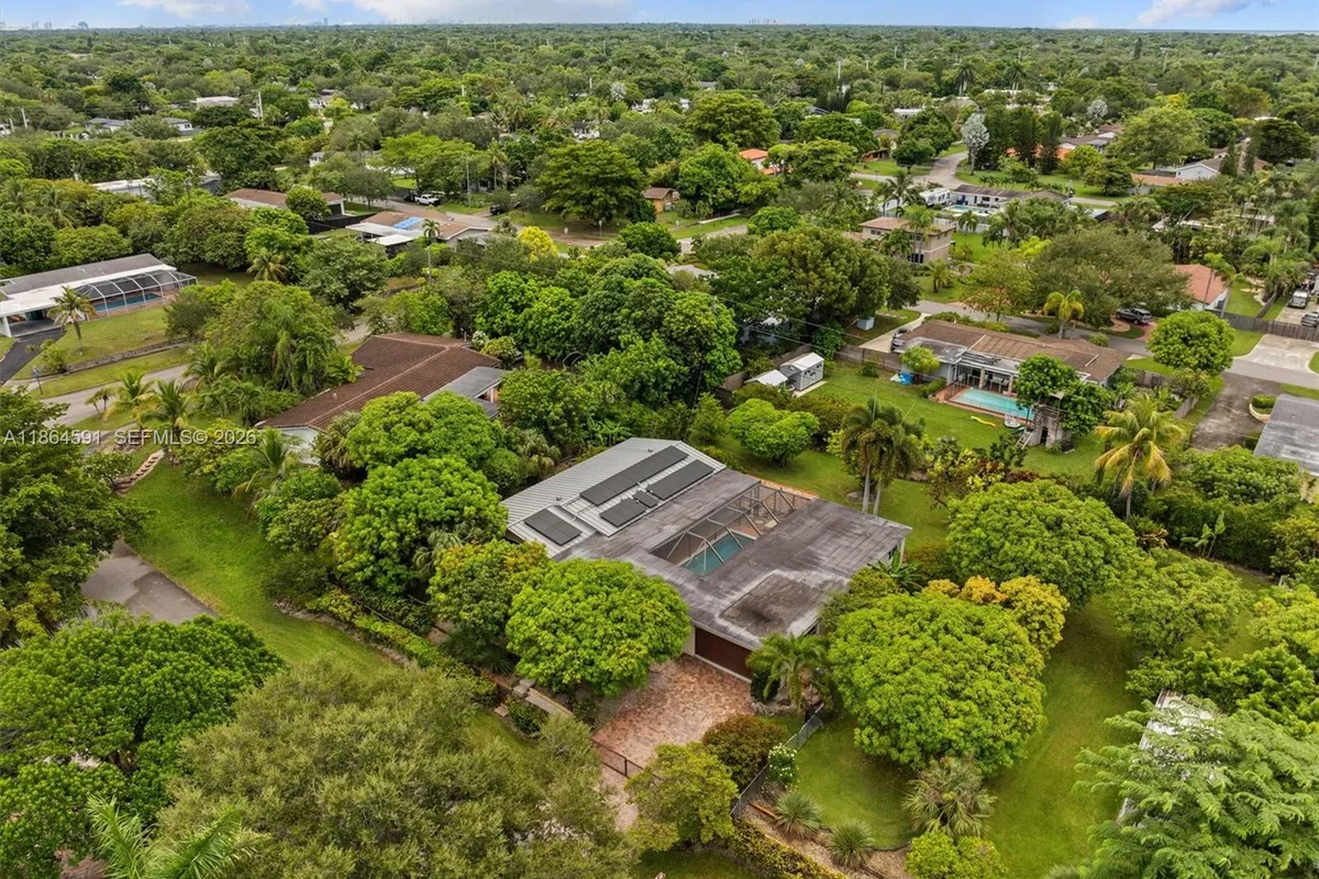 17625 SW 91st Ave., Palmetto Bay FL 33157