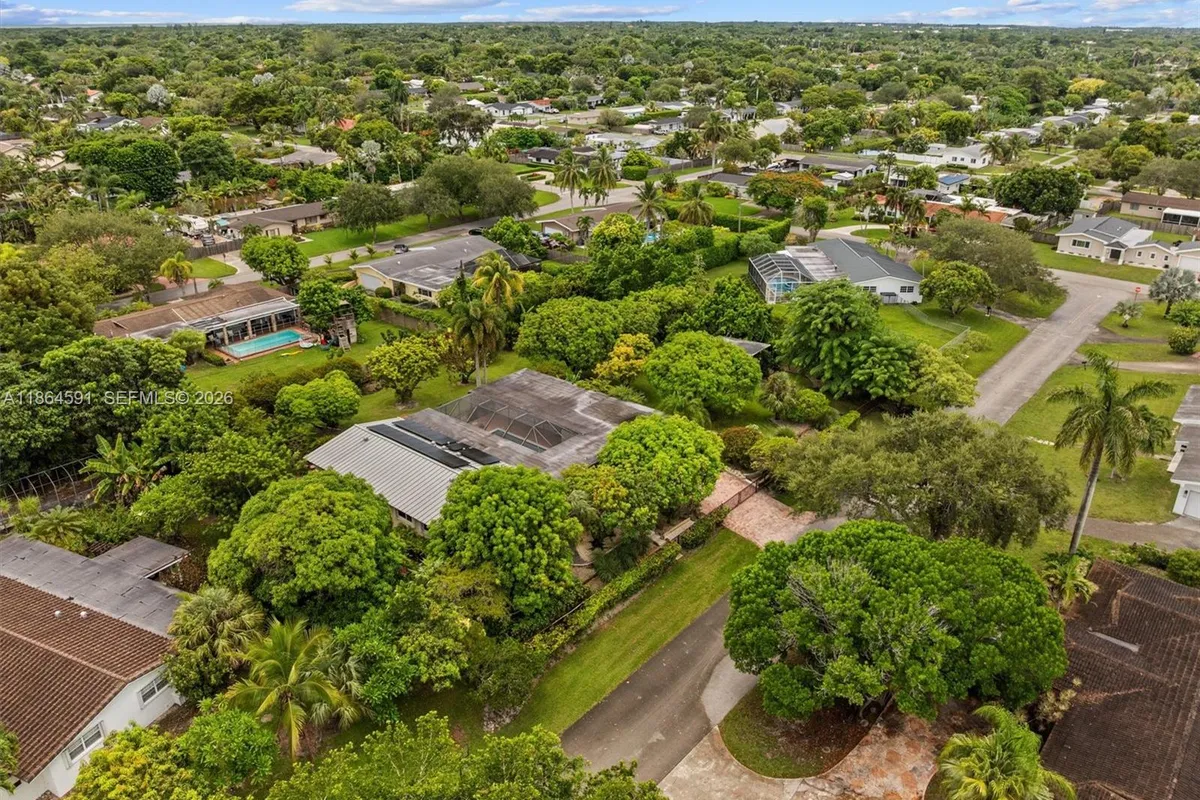 17625 SW 91st Ave., Palmetto Bay FL 33157