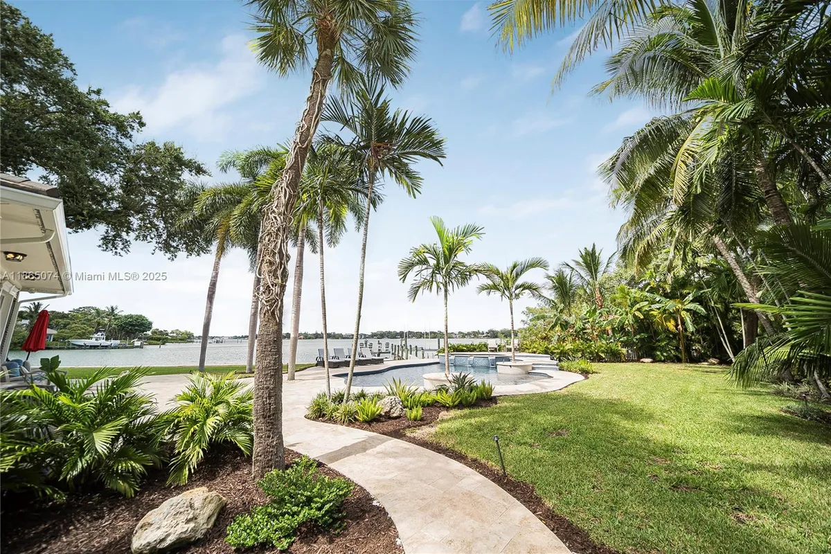 1020 Lands End Way, Jupiter FL 33458