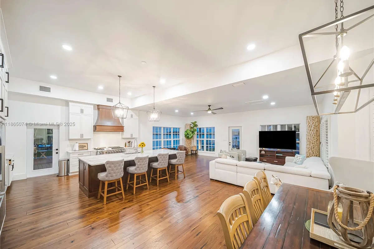 1020 Lands End Way, Jupiter FL 33458