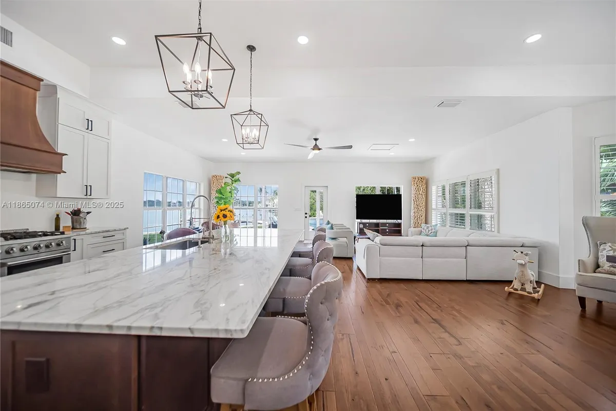 1020 Lands End Way, Jupiter FL 33458