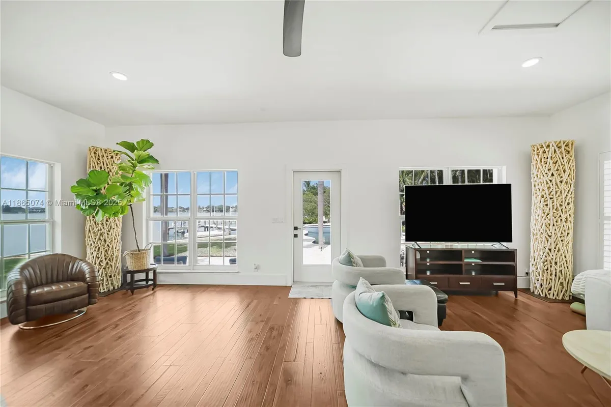 1020 Lands End Way, Jupiter FL 33458