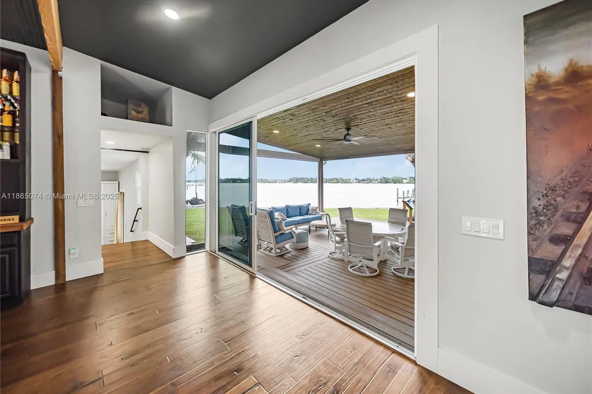 1020 Lands End Way, Jupiter FL 33458