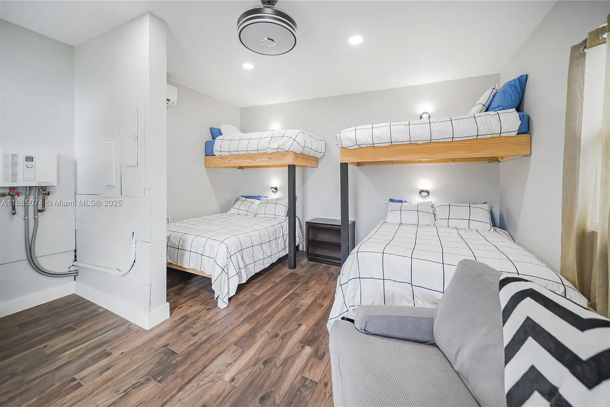 1020 Lands End Way, Jupiter FL 33458