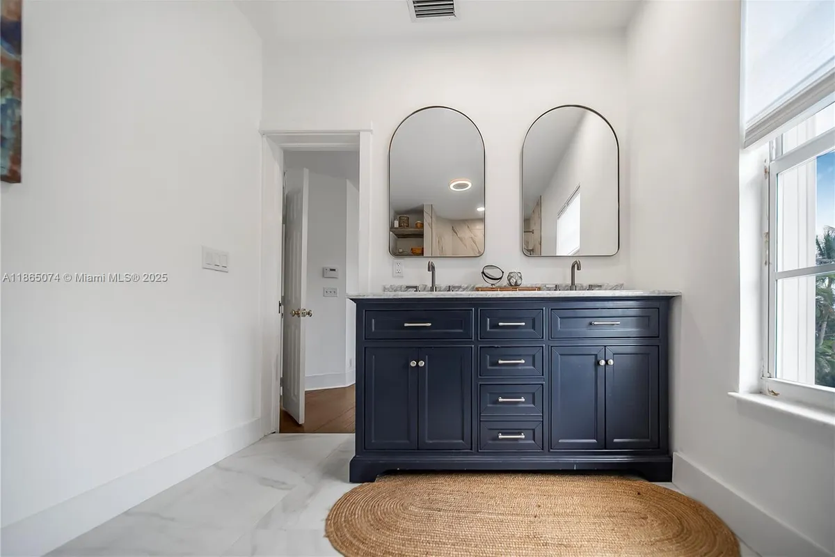 1020 Lands End Way, Jupiter FL 33458