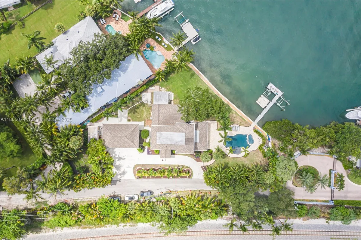 1020 Lands End Way, Jupiter FL 33458