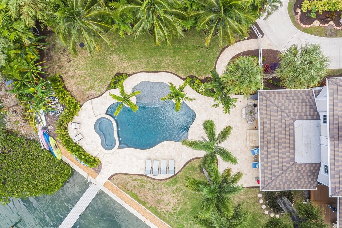 1020 Lands End Way, Jupiter FL 33458