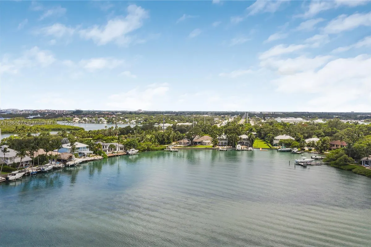 1020 Lands End Way, Jupiter FL 33458