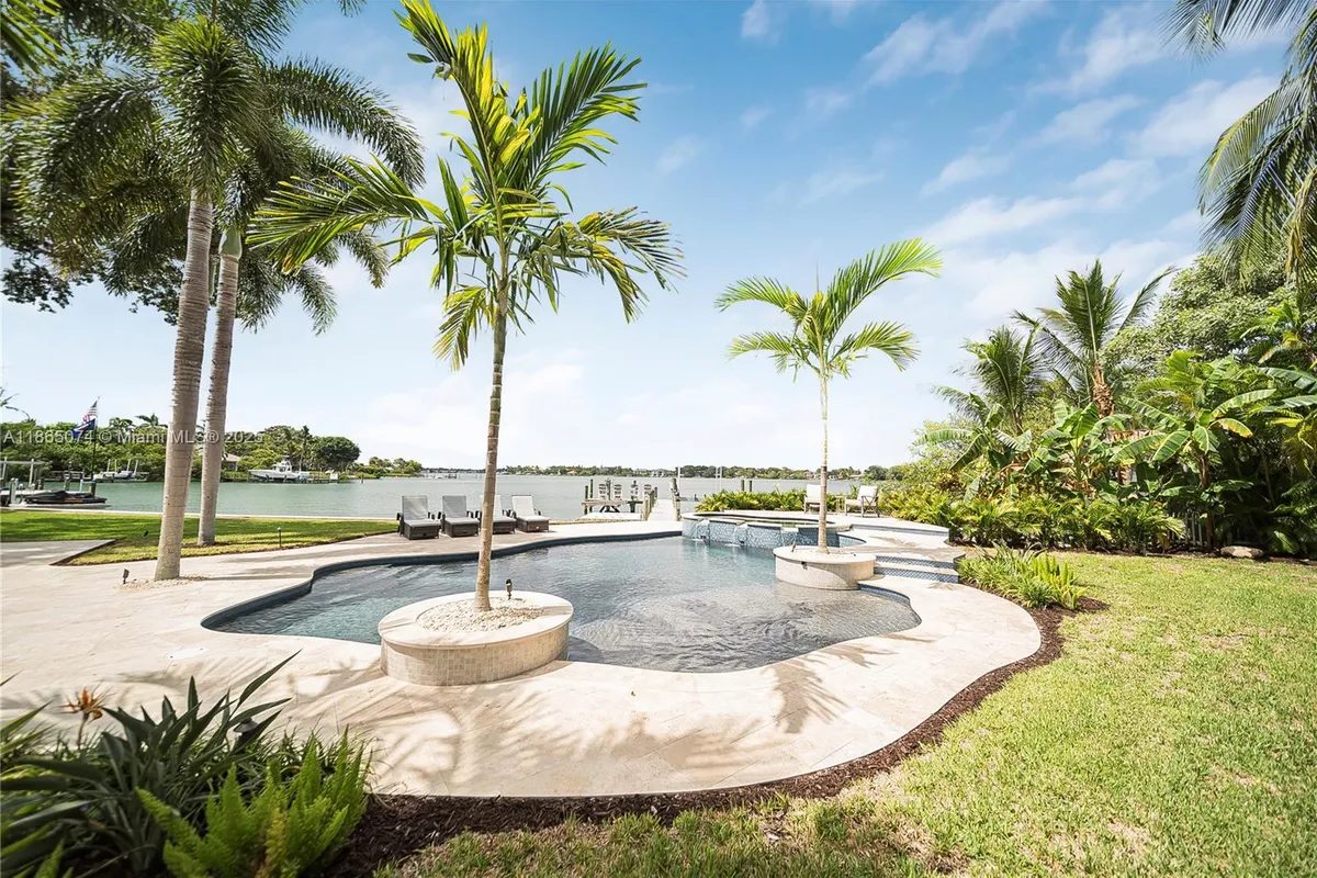 1020 Lands End Way, Jupiter FL 33458