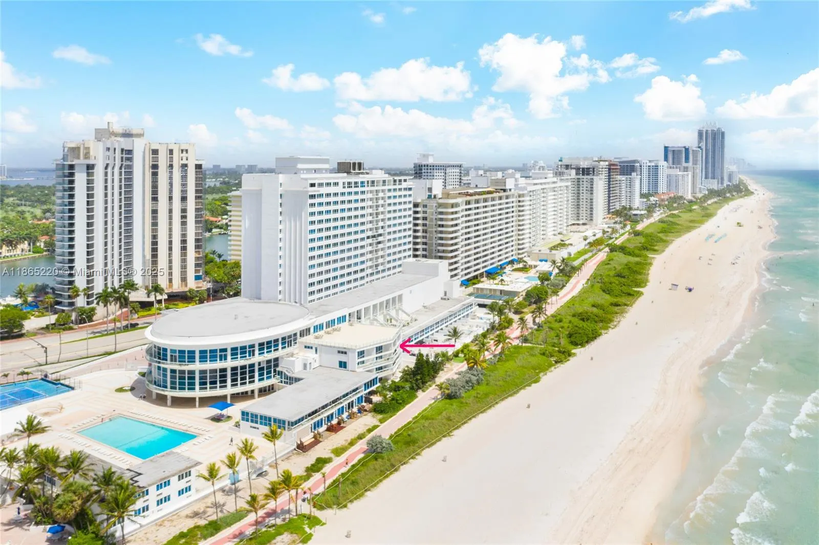 5445 Collins Ave # P2, Miami Beach FL 33140