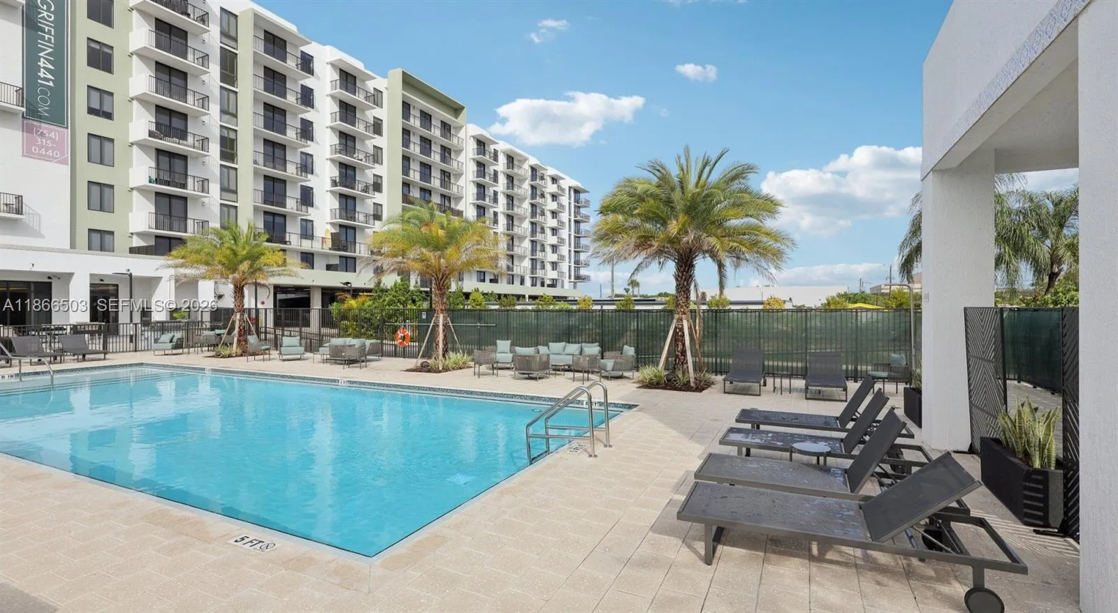 4465 Griffin Road # B5, Davie FL 33314