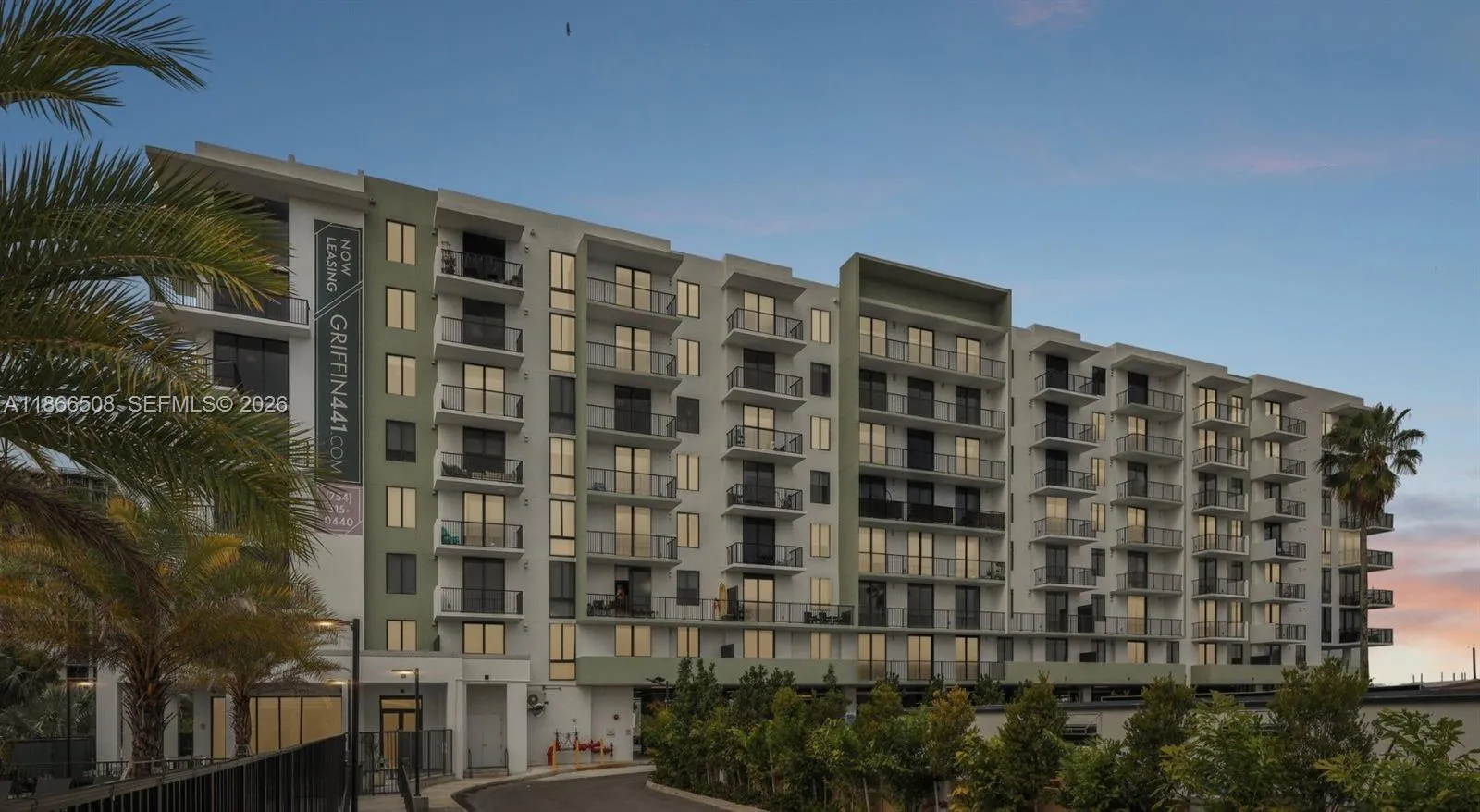 4465 Griffin Road # C1, Davie FL 33314