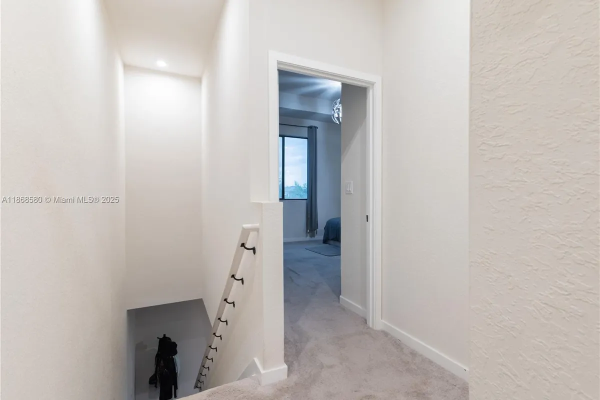 10807 SW 232nd Ter, Homestead FL 33032