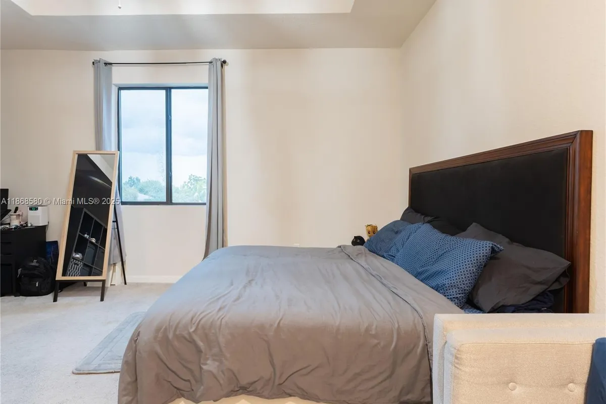 10807 SW 232nd Ter, Homestead FL 33032