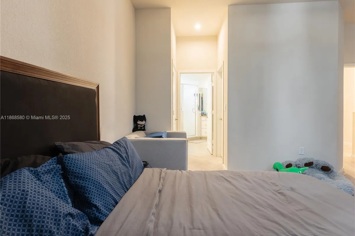 10807 SW 232nd Ter, Homestead FL 33032