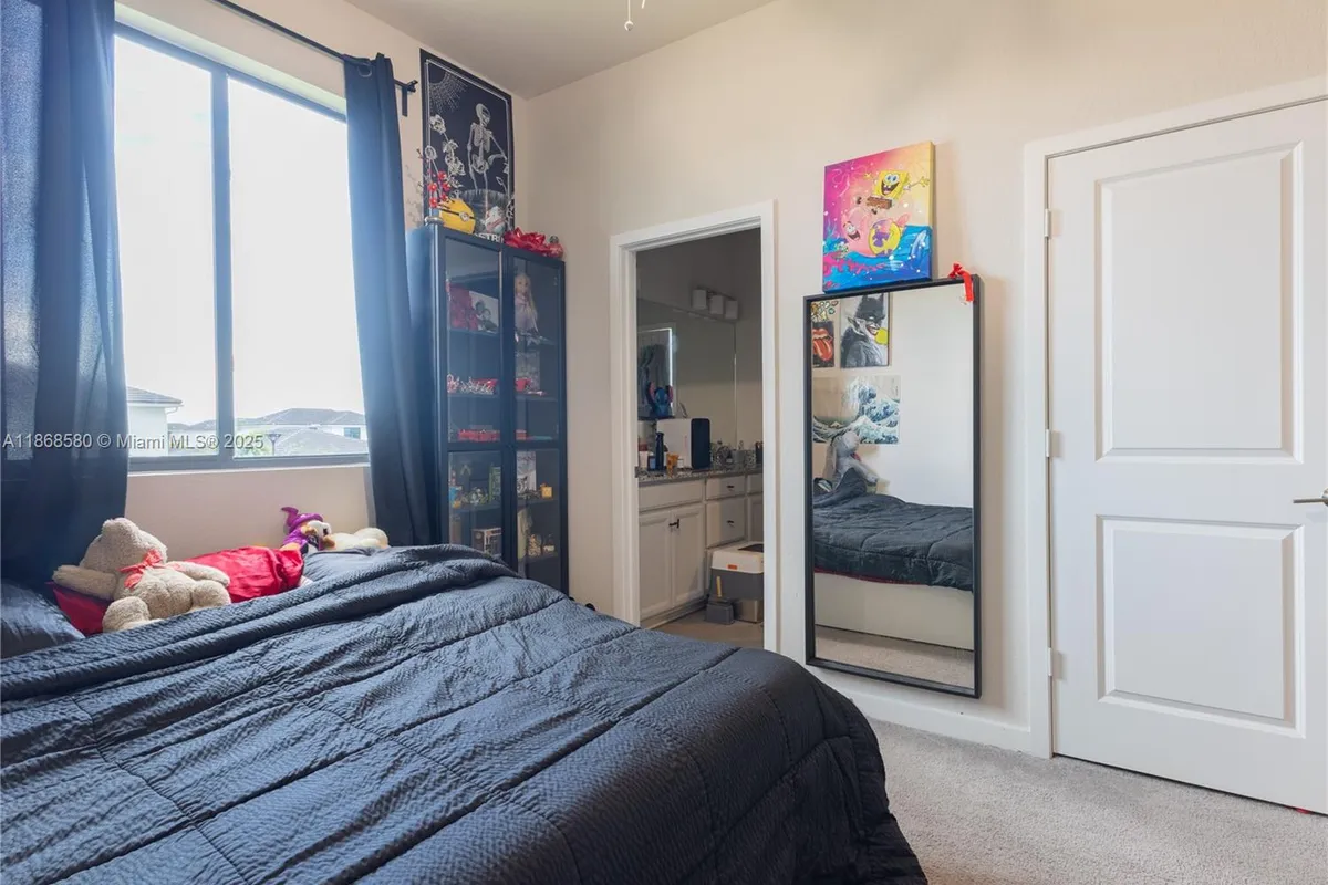 10807 SW 232nd Ter, Homestead FL 33032