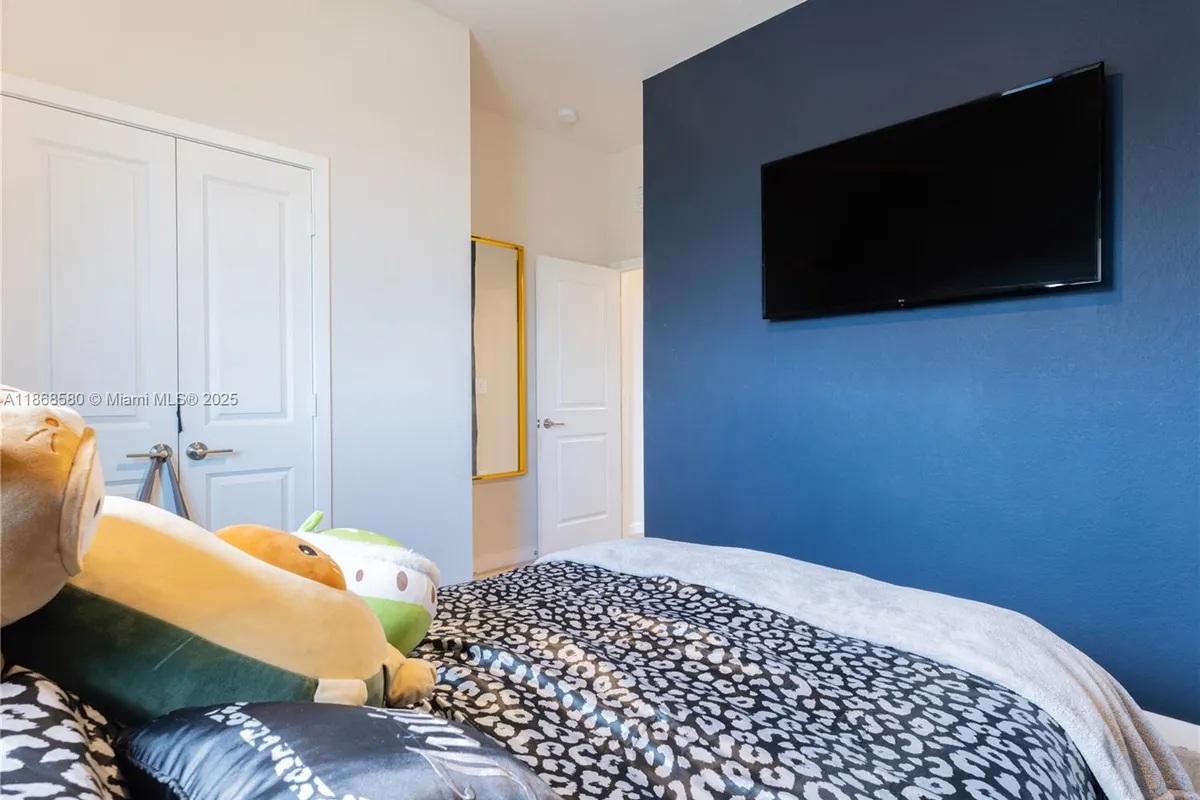 10807 SW 232nd Ter, Homestead FL 33032