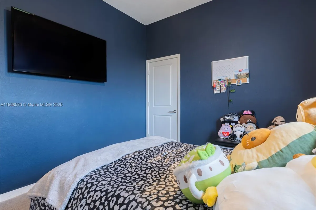 10807 SW 232nd Ter, Homestead FL 33032