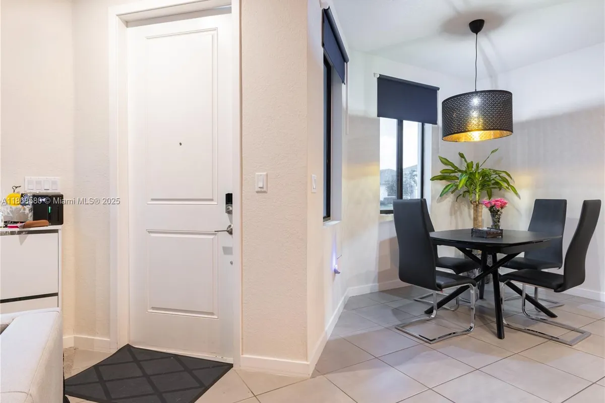 10807 SW 232nd Ter, Homestead FL 33032