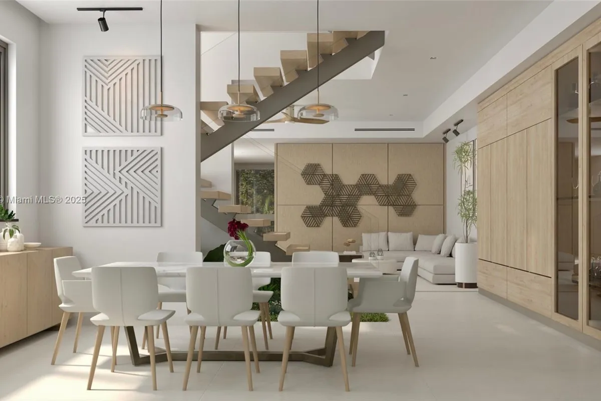 6023 76th ST, South Miami FL 33143