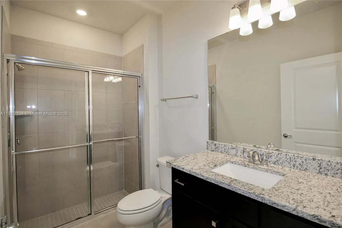 1258 Shoreside St, Clermont FL 34714