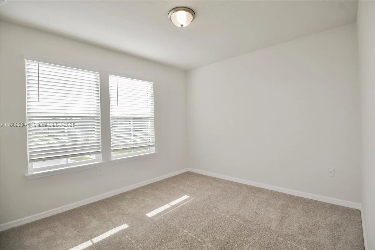 1258 Shoreside St, Clermont FL 34714