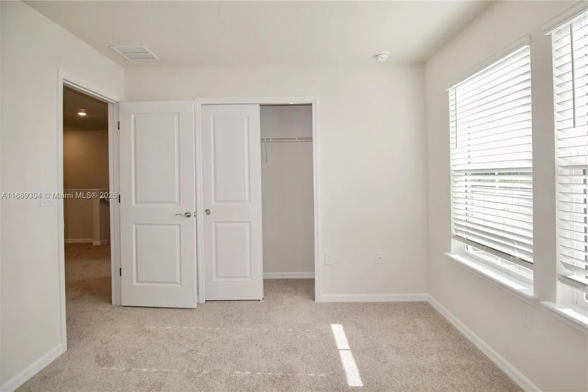 1258 Shoreside St, Clermont FL 34714