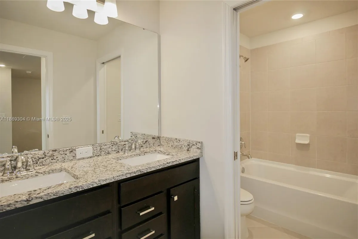 1258 Shoreside St, Clermont FL 34714