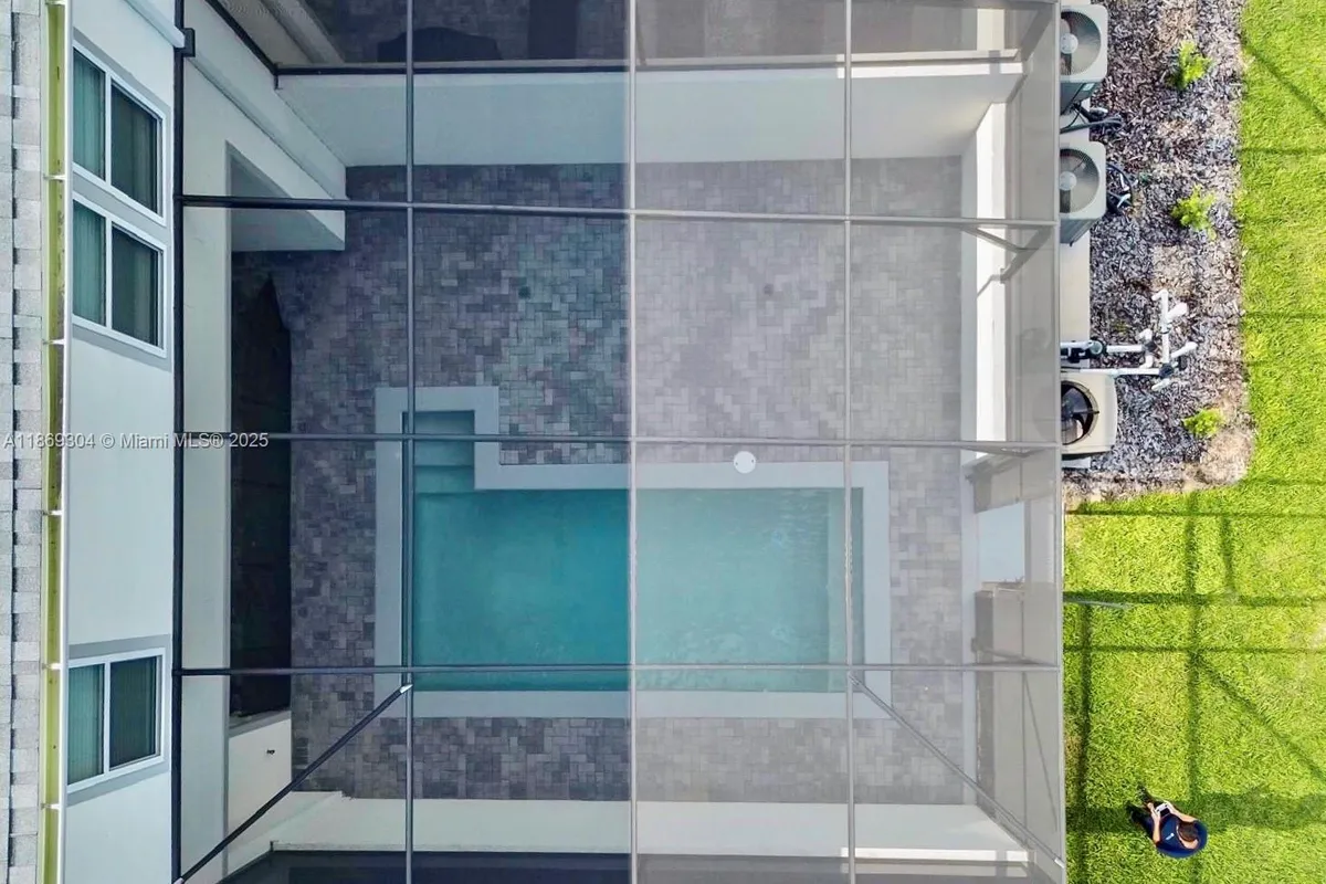 1258 Shoreside St, Clermont FL 34714