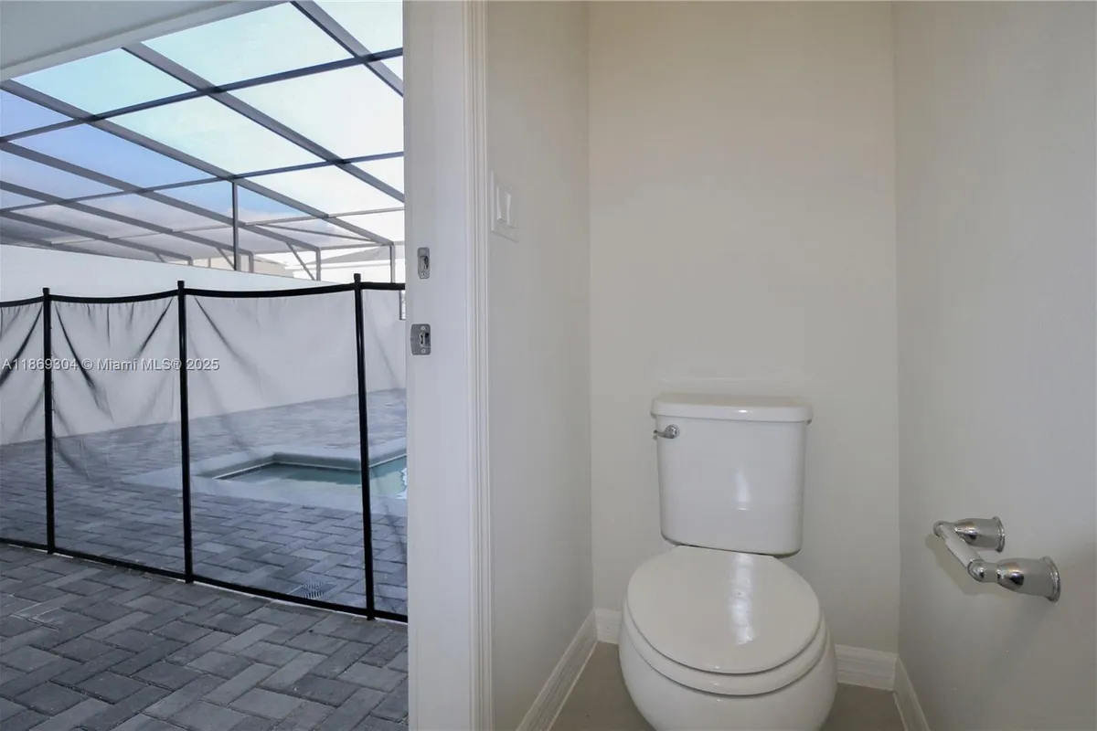 1258 Shoreside St, Clermont FL 34714