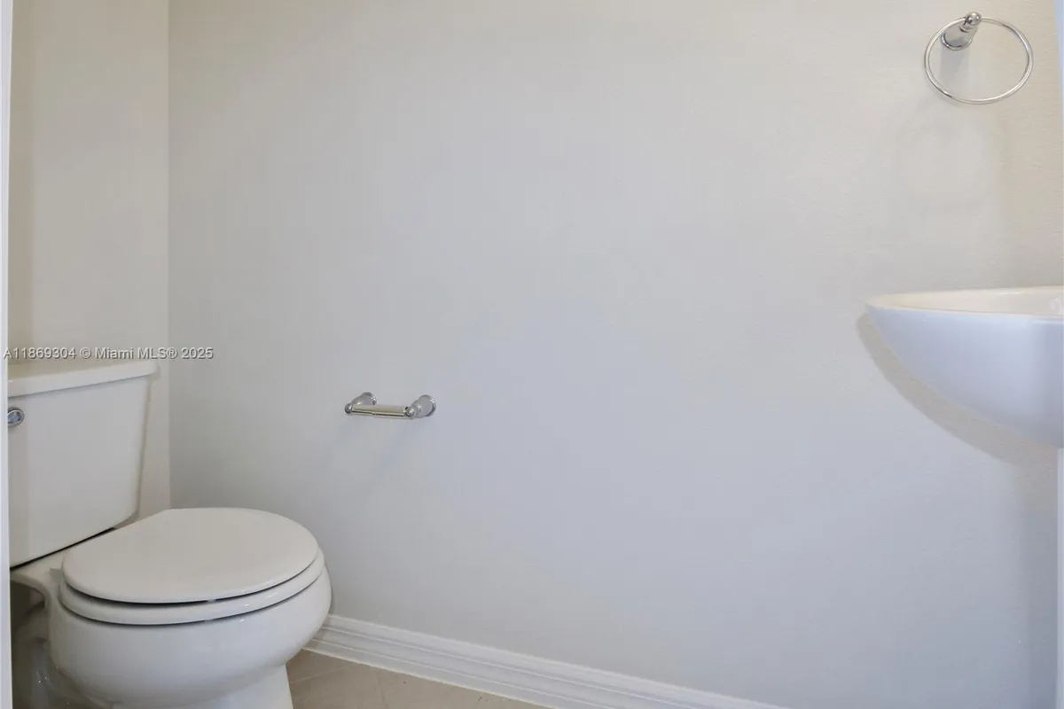 1258 Shoreside St, Clermont FL 34714