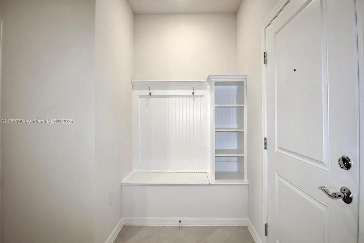 1258 Shoreside St, Clermont FL 34714