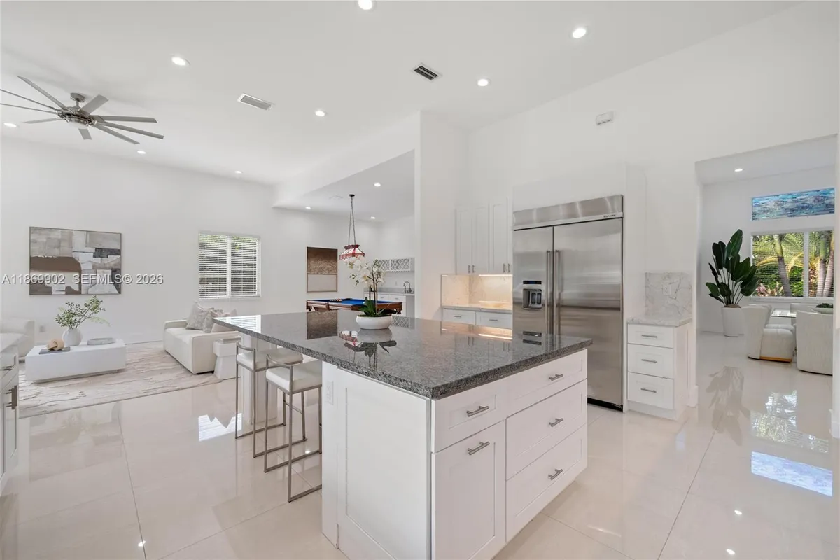 10703 SW 84th Ave, Miami FL 33156