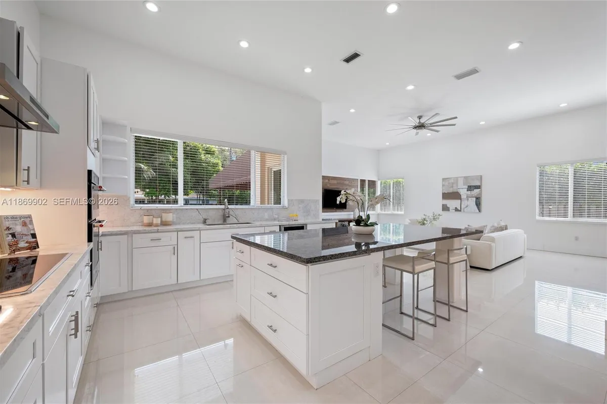 10703 SW 84th Ave, Miami FL 33156