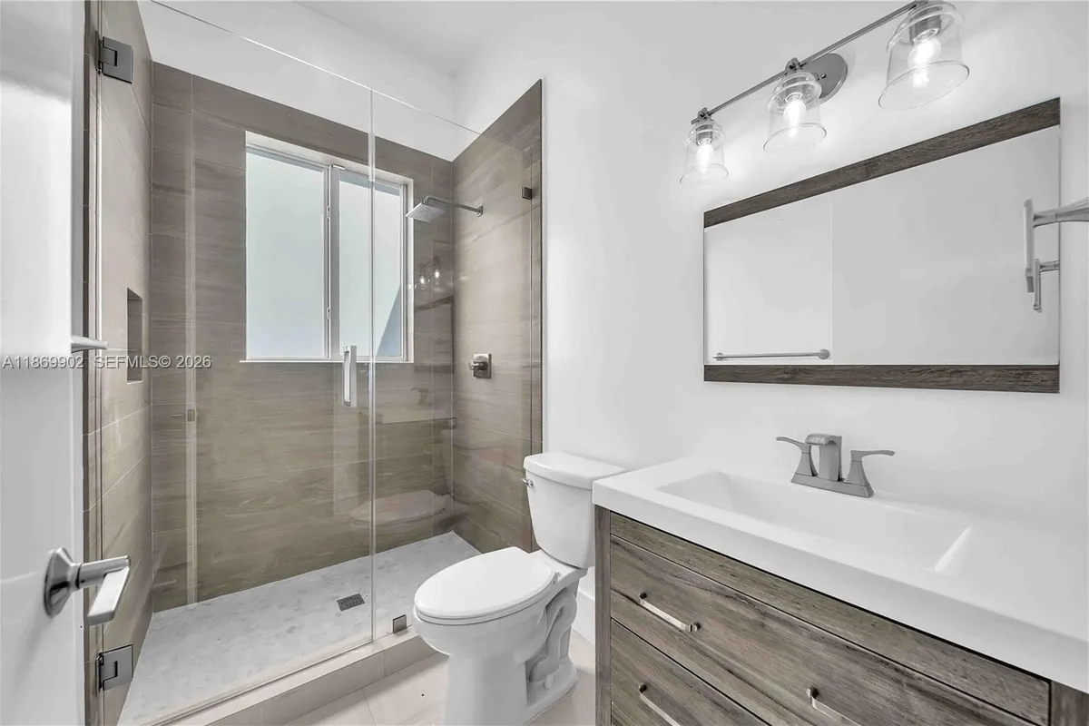 10703 SW 84th Ave, Miami FL 33156