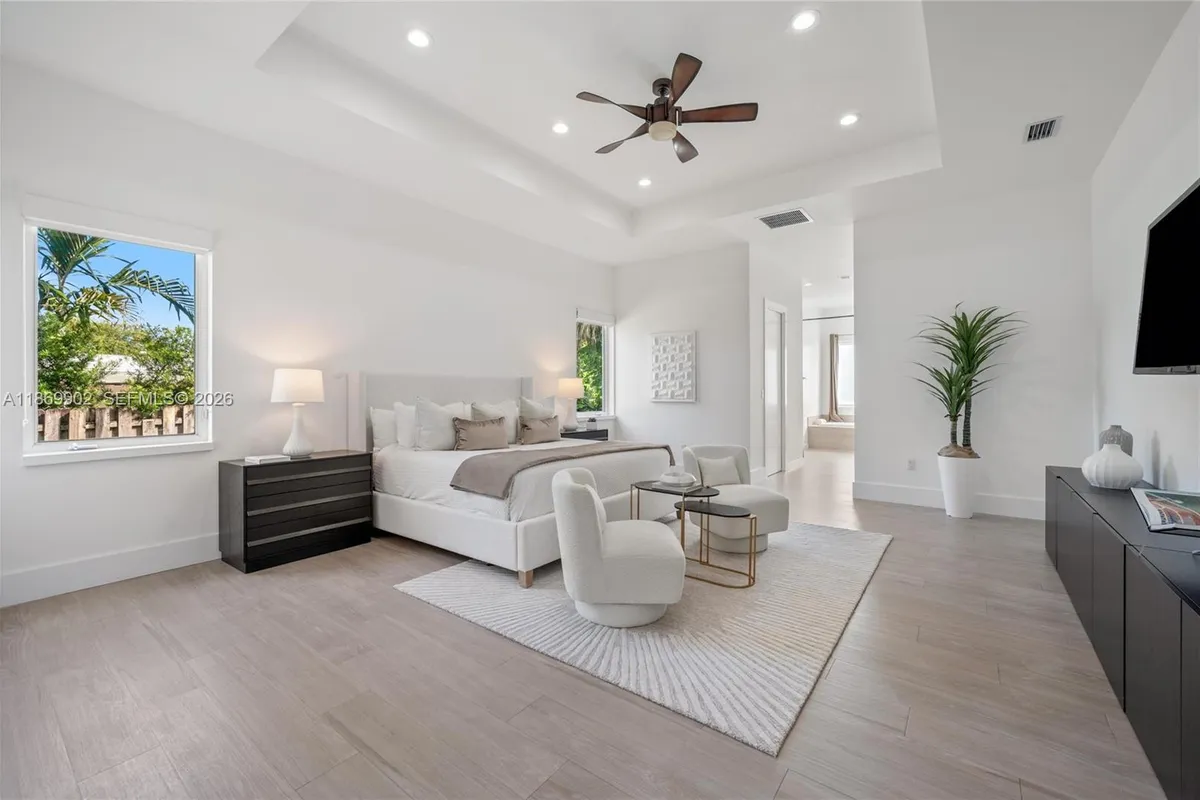 10703 SW 84th Ave, Miami FL 33156