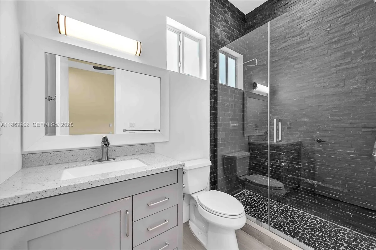 10703 SW 84th Ave, Miami FL 33156