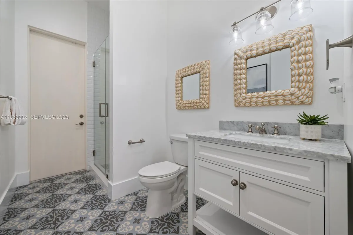 10703 SW 84th Ave, Miami FL 33156