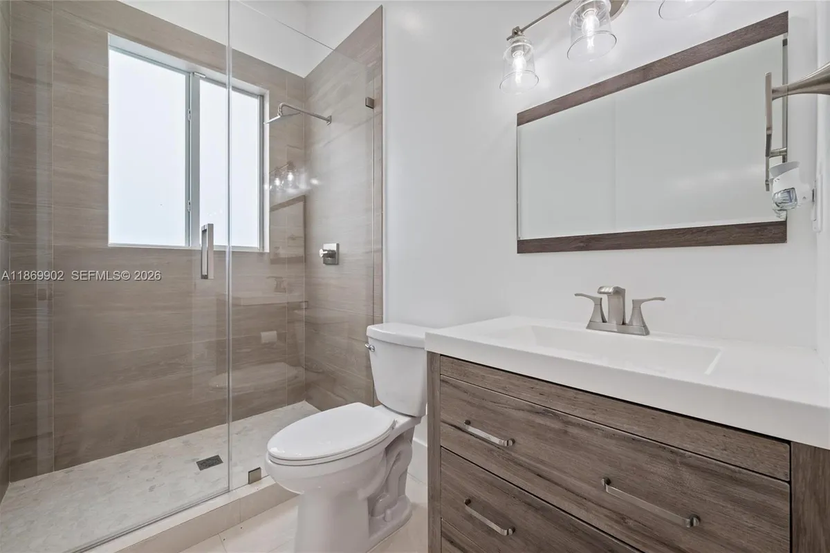 10703 SW 84th Ave, Miami FL 33156