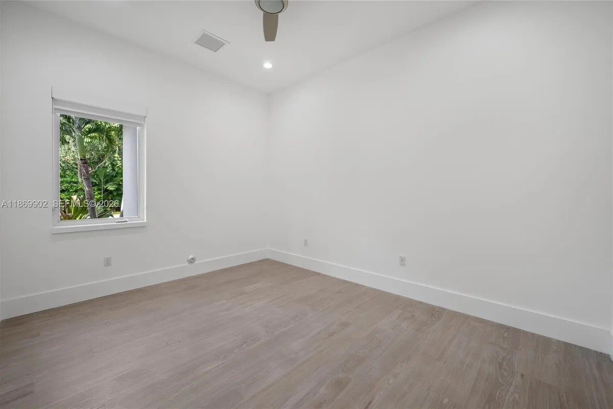 10703 SW 84th Ave, Miami FL 33156