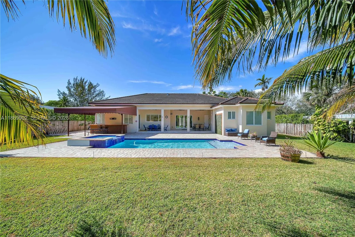 10703 SW 84th Ave, Miami FL 33156