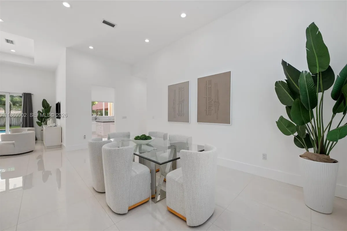 10703 SW 84th Ave, Miami FL 33156