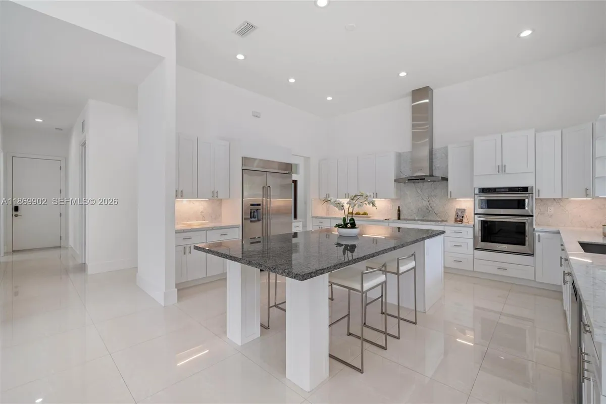 10703 SW 84th Ave, Miami FL 33156