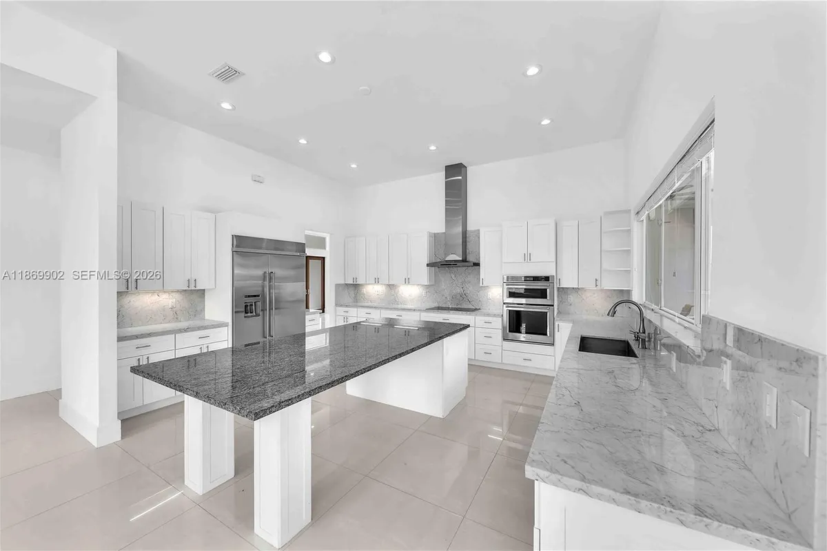 10703 SW 84th Ave, Miami FL 33156