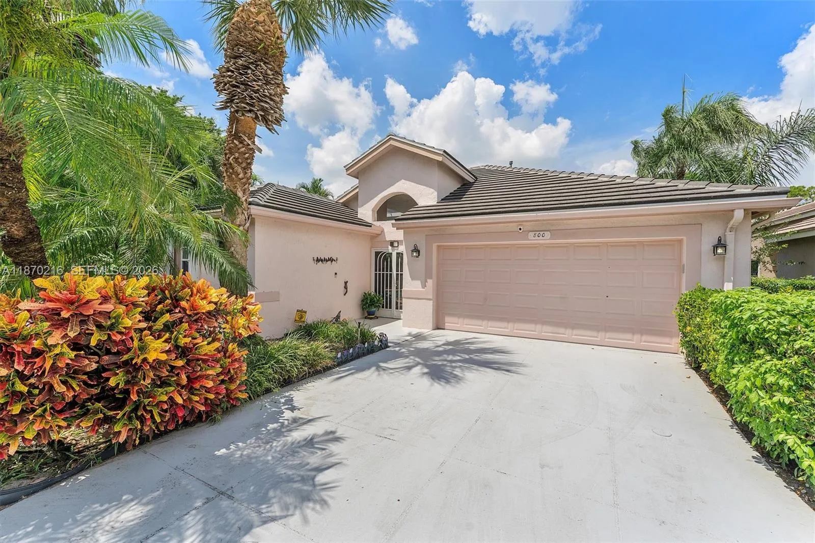 800 Clearbrook Park Cir, Delray Beach FL 33445