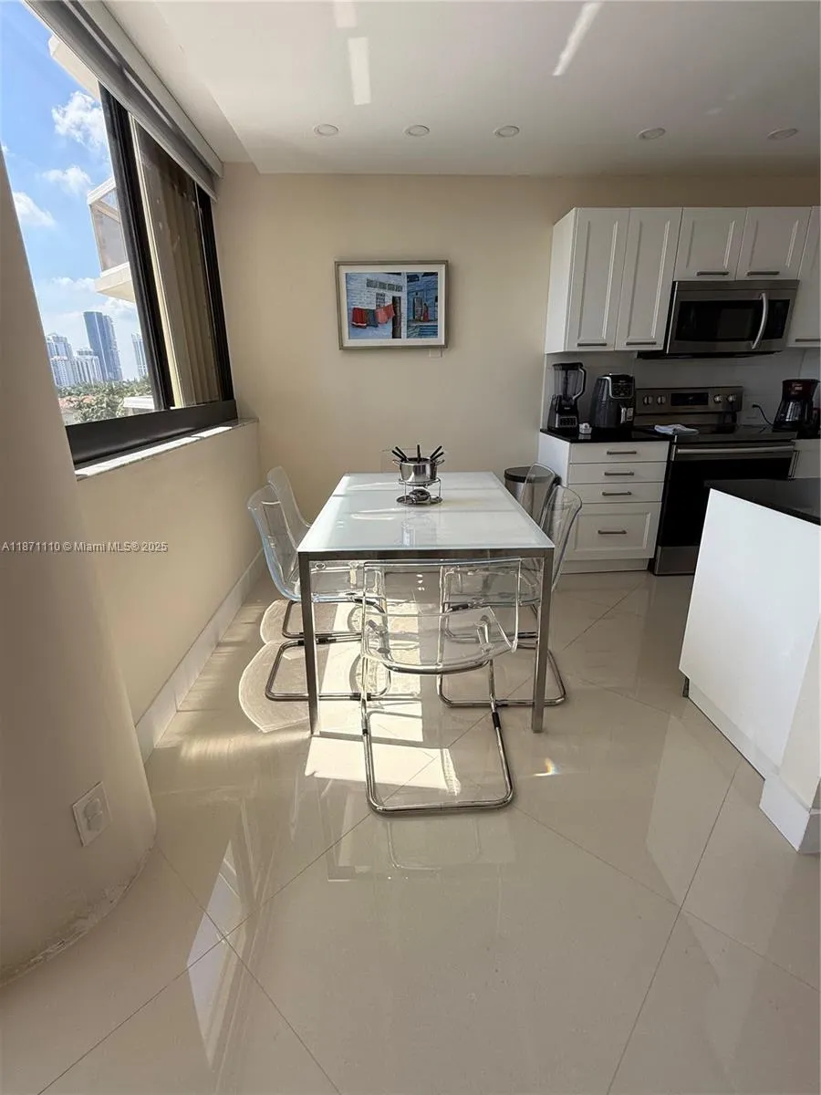 20185 E Country Club Dr # 510, Aventura FL 33180