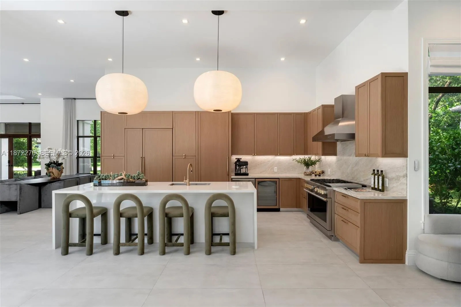 9445 SW 72nd Ct, Pinecrest FL 33156